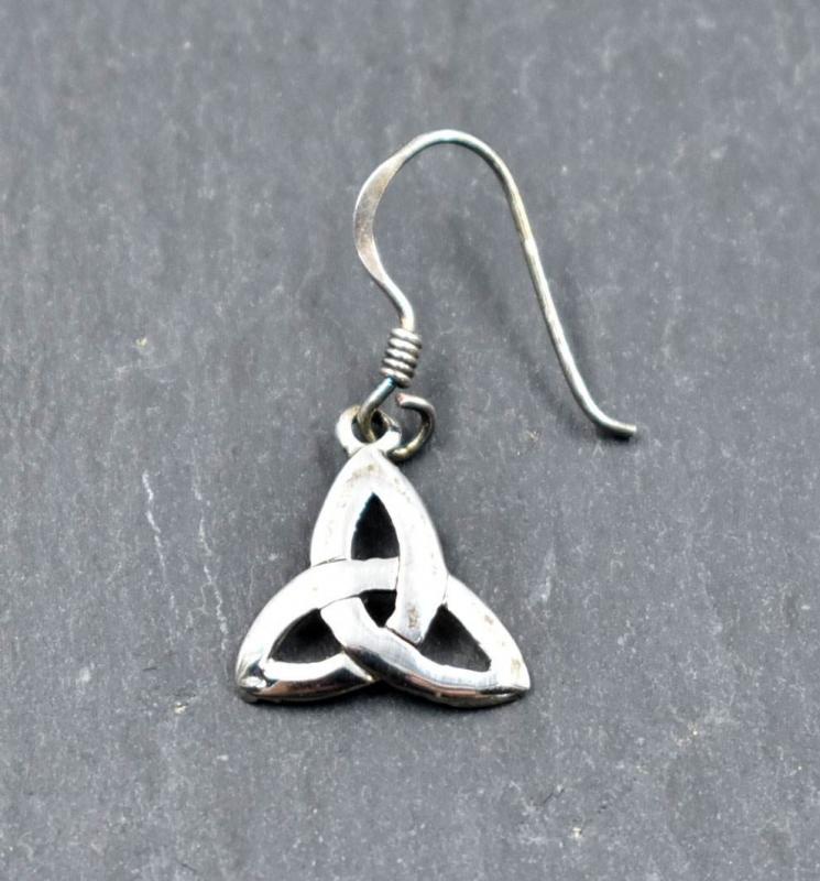 Keltischer Trinity-Knoten Ohrring aus 925er-Silber